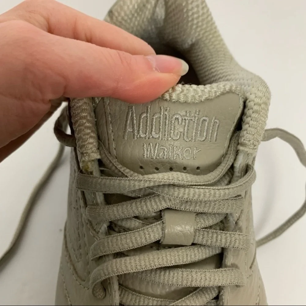 Brooks addiction walker shoes size 7.5 comfort